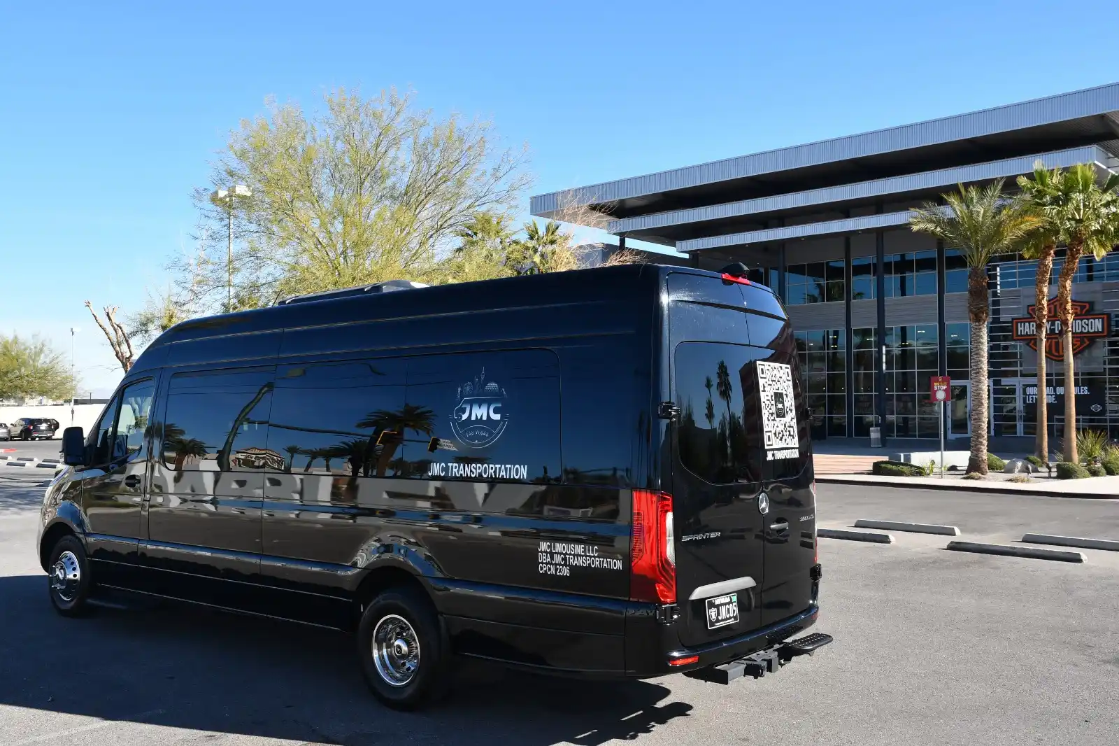 Sprinter Mercedes-Benz Limousine Style — JMC-05